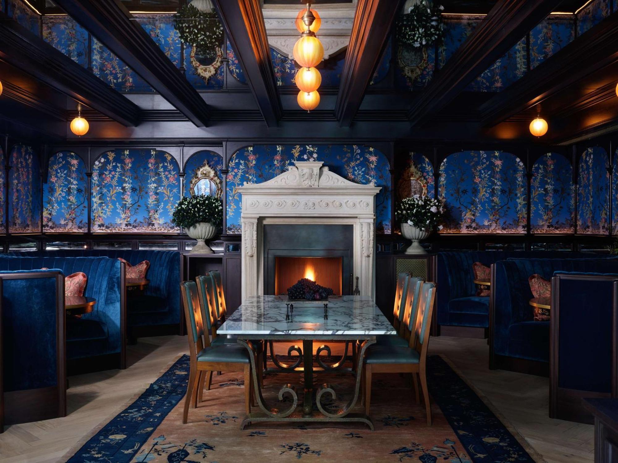 Hotel Nomad Londra Esterno foto The Blue Room at the Ivy, St John's Wood